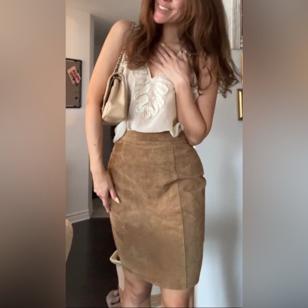 Elegant Cream Sleeveless Top